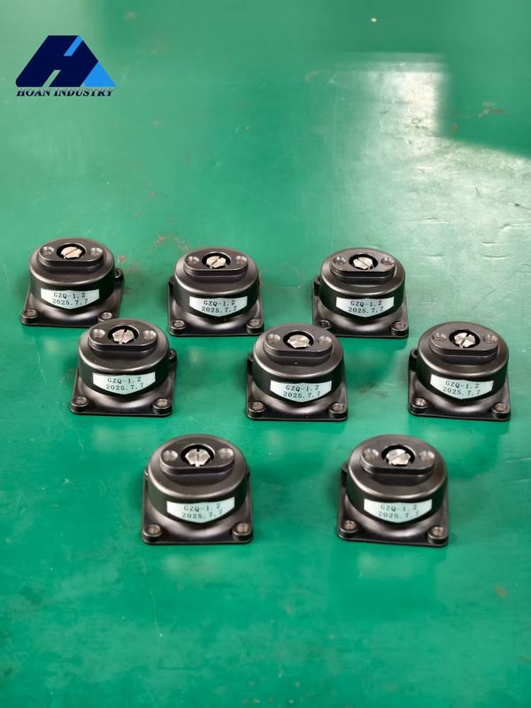 JZP-1.0B-SC मॉड्यूलर रबर शॉक अवशोषक जिसमें M5 माउंटिंग होल का आकार 1 इंच अधिकतम विक्षेपण और 100-1000 lbs/in स्प्रिंग रेट है