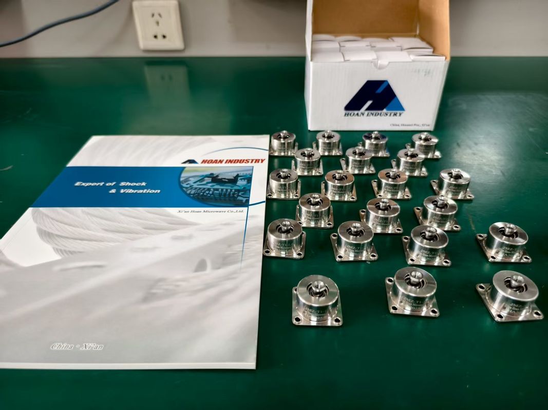 नया उत्पाद 2025 स्प्रिंग आइसोलेटर JMZ-TK-4A, 58 मिमी कुल चौड़ाई और सटीक उपकरण के लिए 0.25 इंच विक्षेपण के साथ